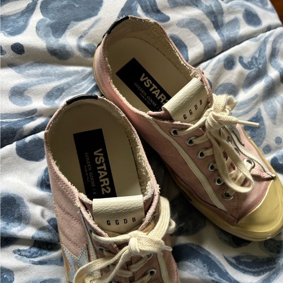 Shoes - Picture 3 of 4